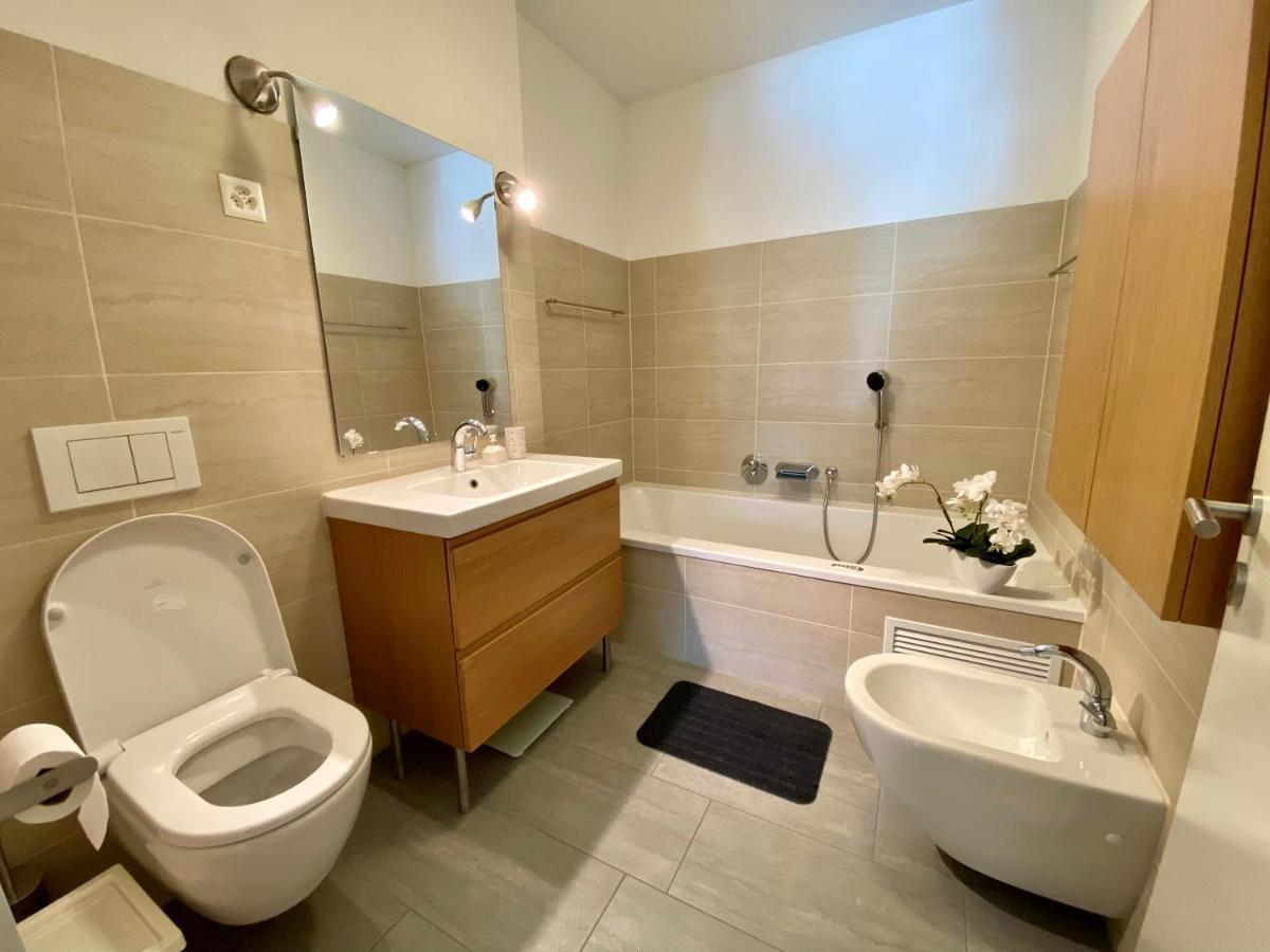 At Rinaldi 22 Apartment Davos Bagian luar foto